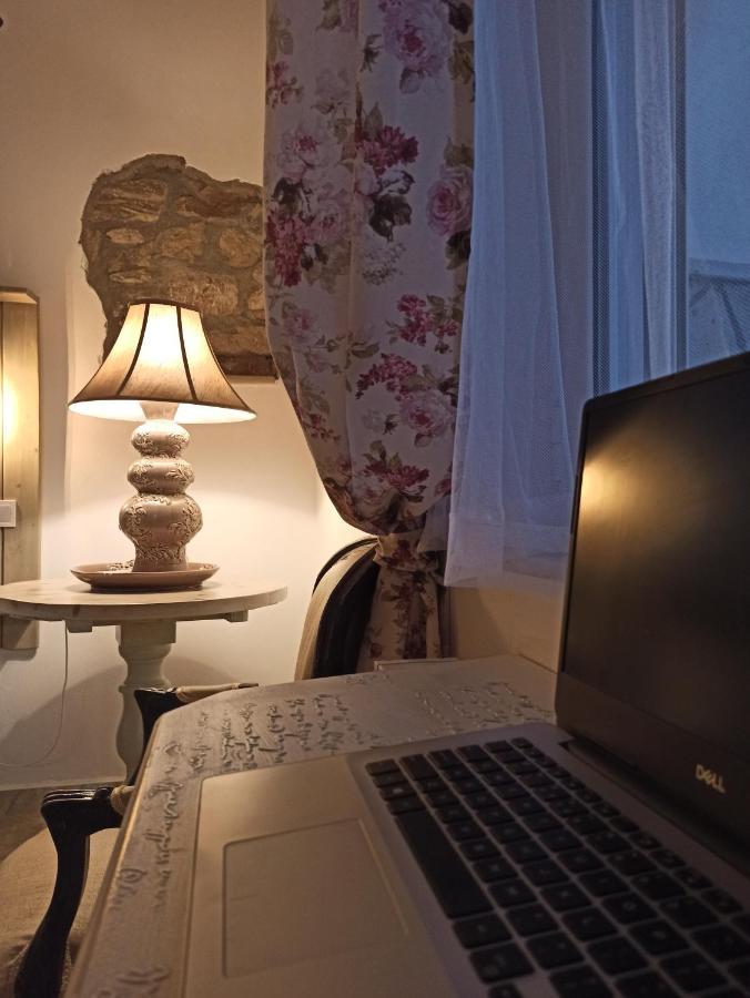 Kd Vintage Home Lávrio Kültér fotó